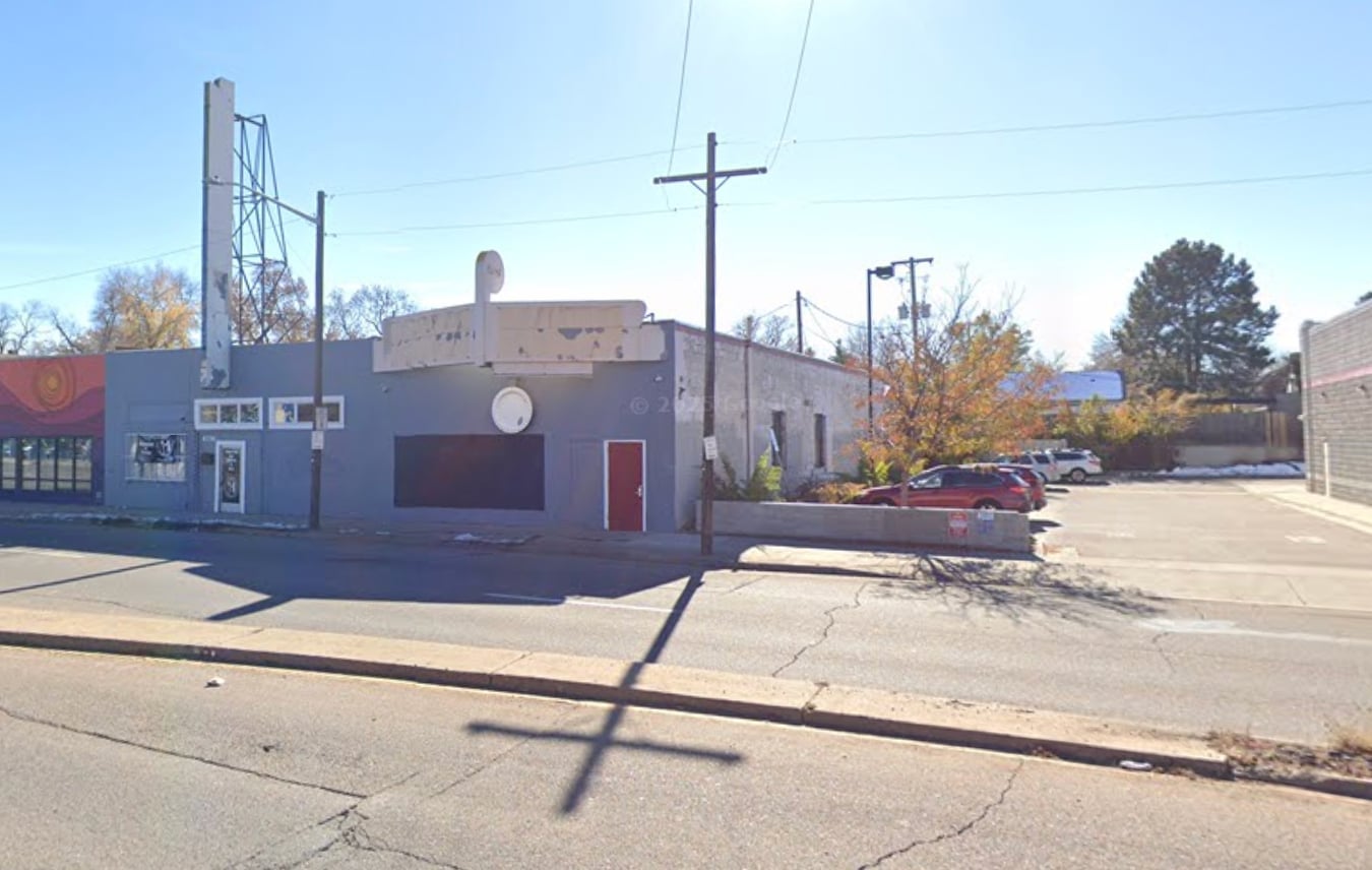 6736 E Colfax Ave, Denver, CO 80220