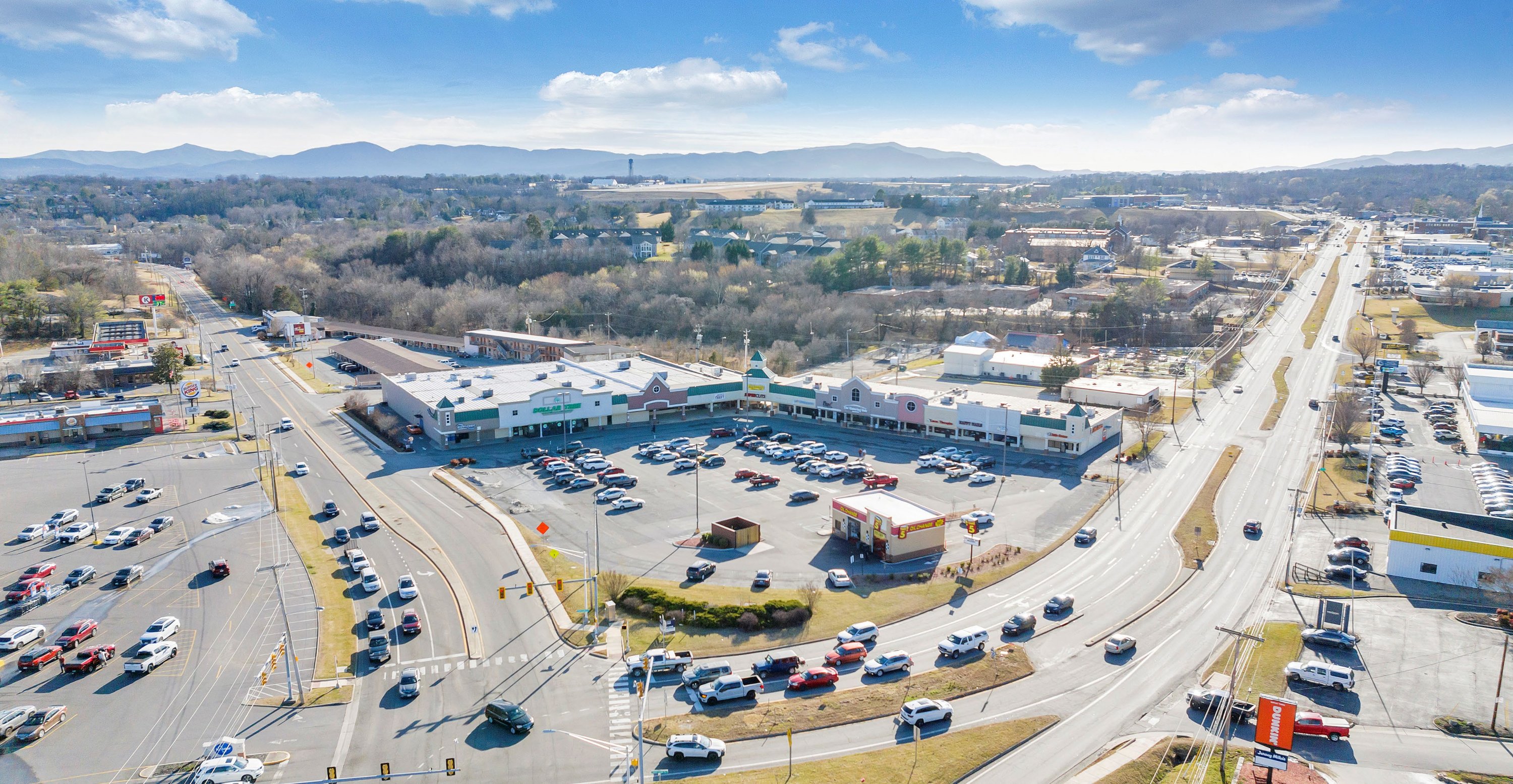 7240 Williamson Rd, Roanoke, VA 24019