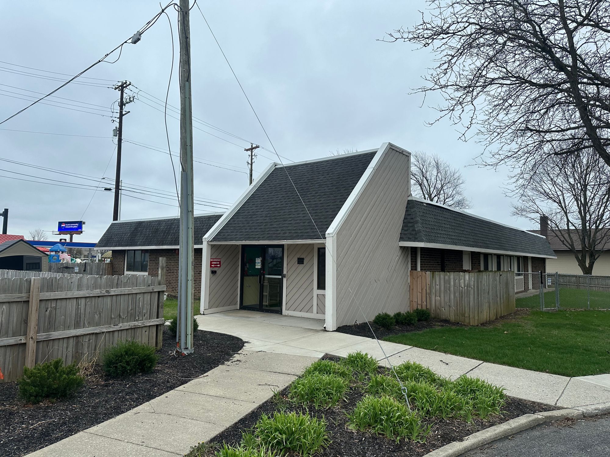 7135 Sawmill Rd, Dublin, OH 43016