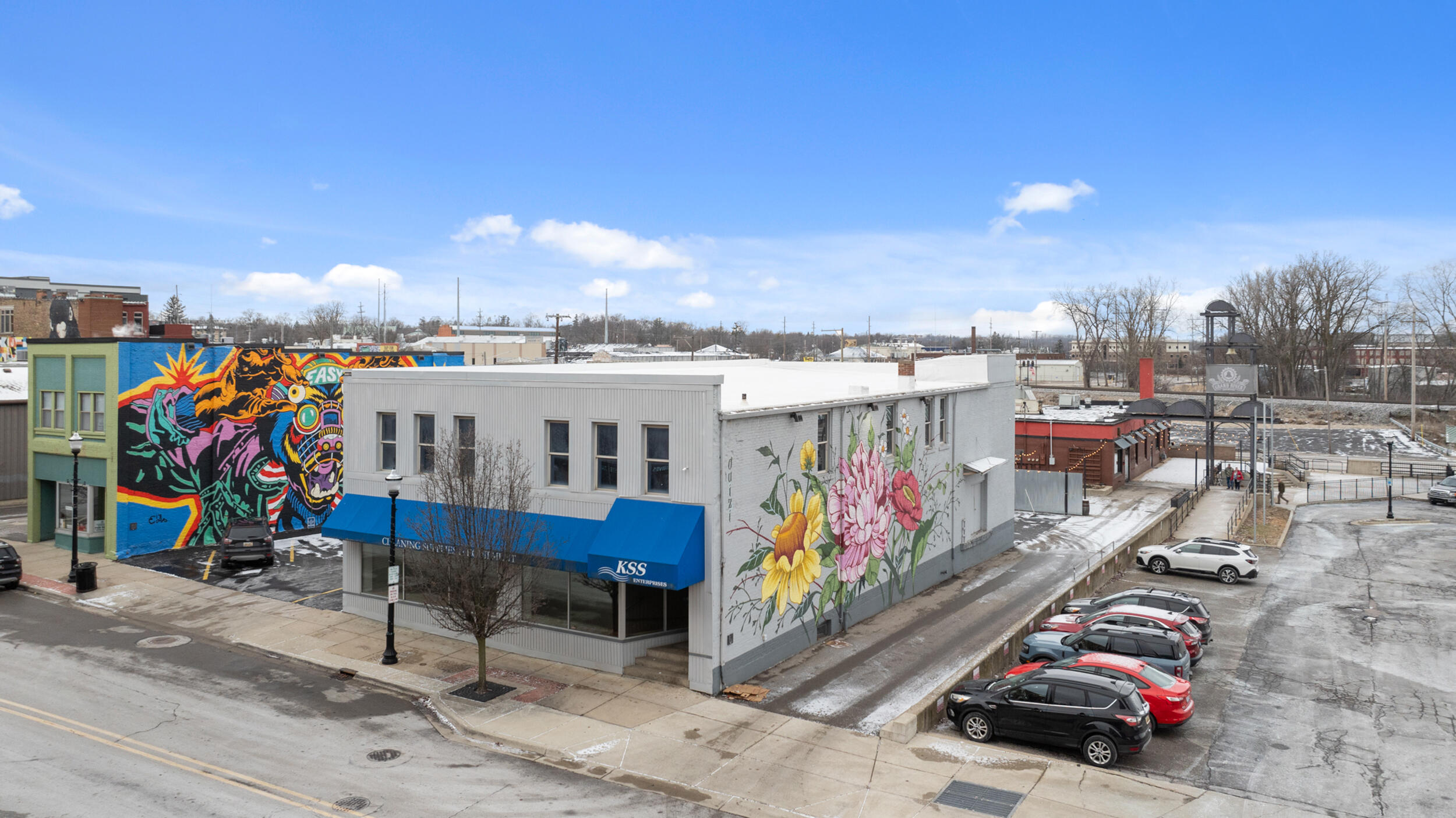 132 W Pearl St, Jackson, MI 49201