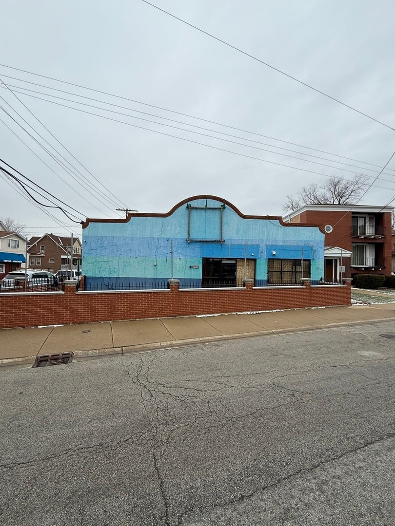 1964 Vermont St, Blue Island, IL 60406