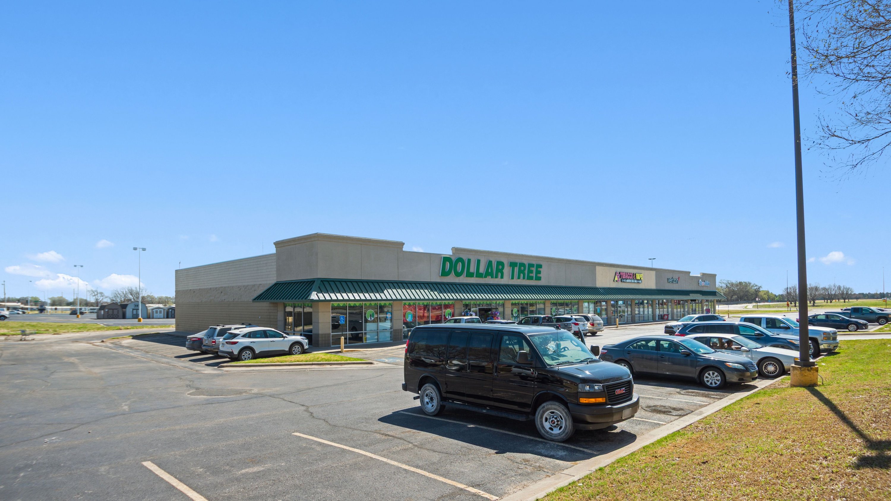 102 Peter Pan Rd, Independence, KS 67301