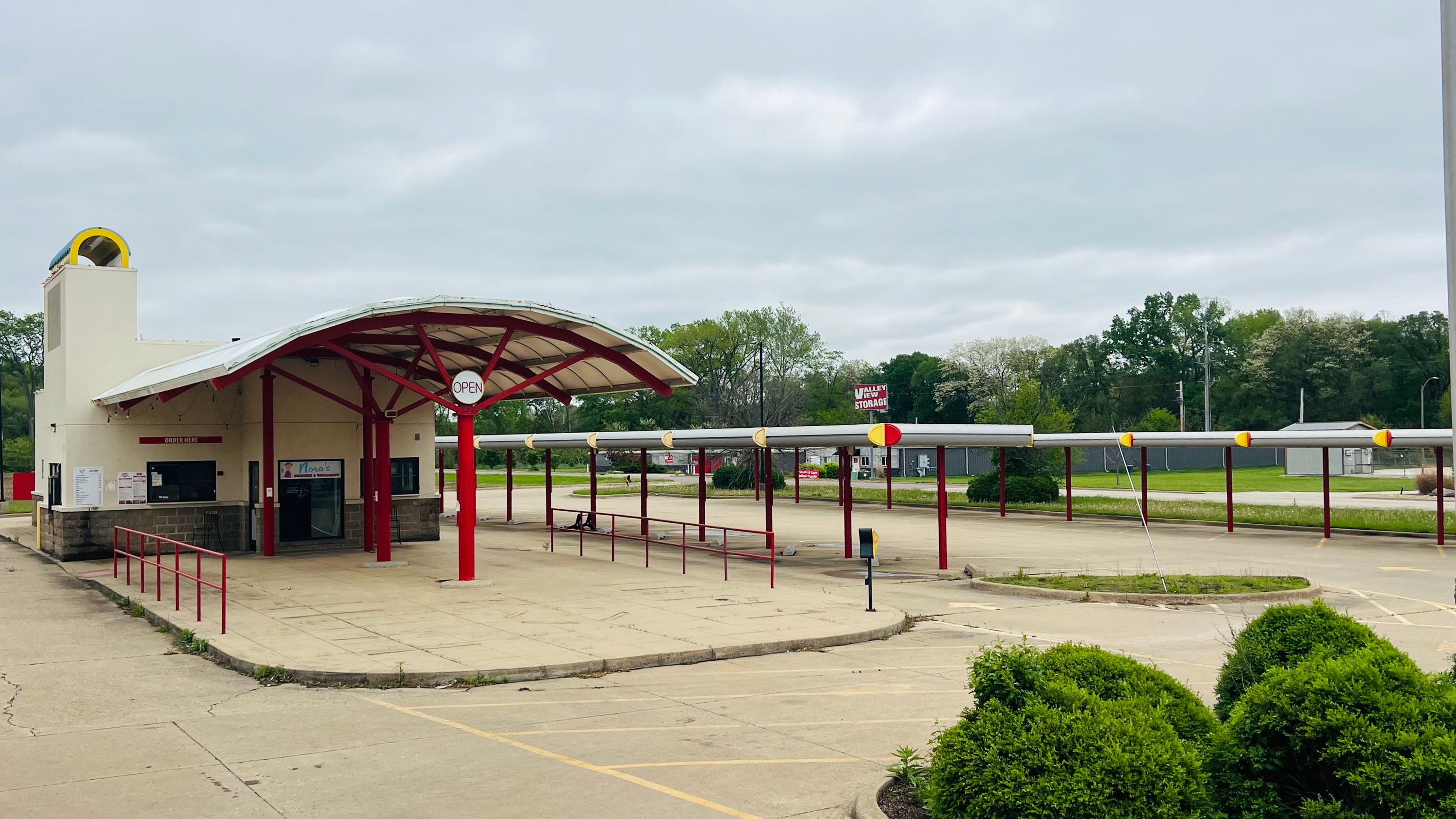 245 Farmdale Rd, East Peoria, IL 61611