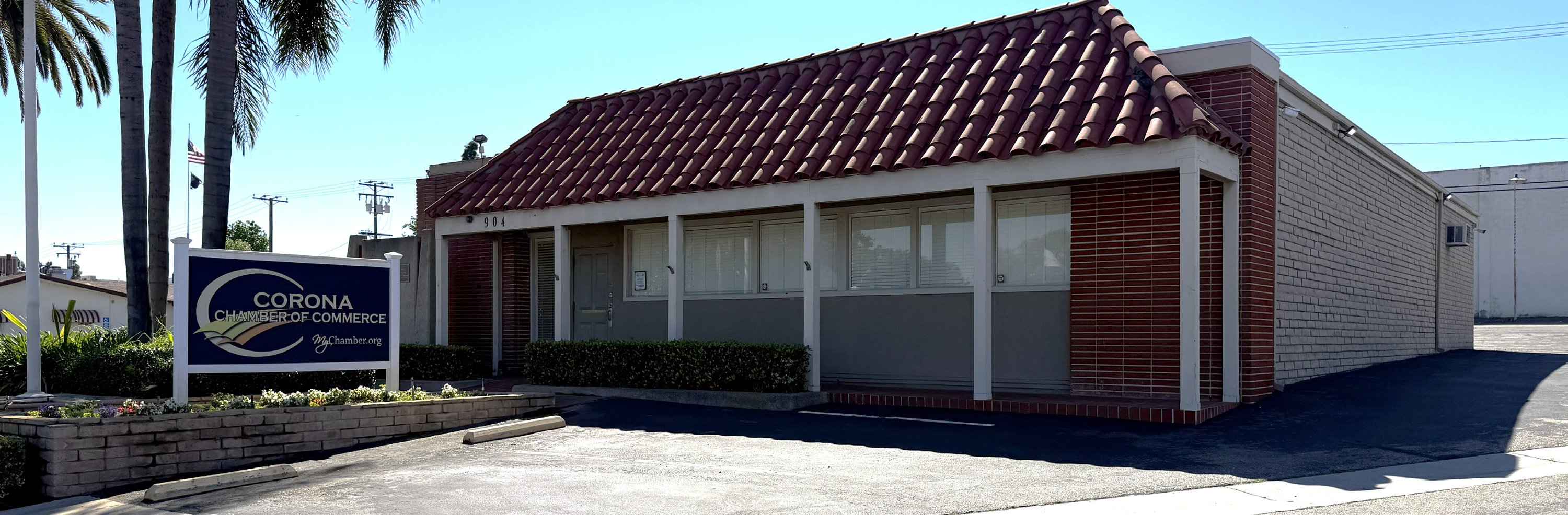 904 E 6Th St, Corona, CA 92879