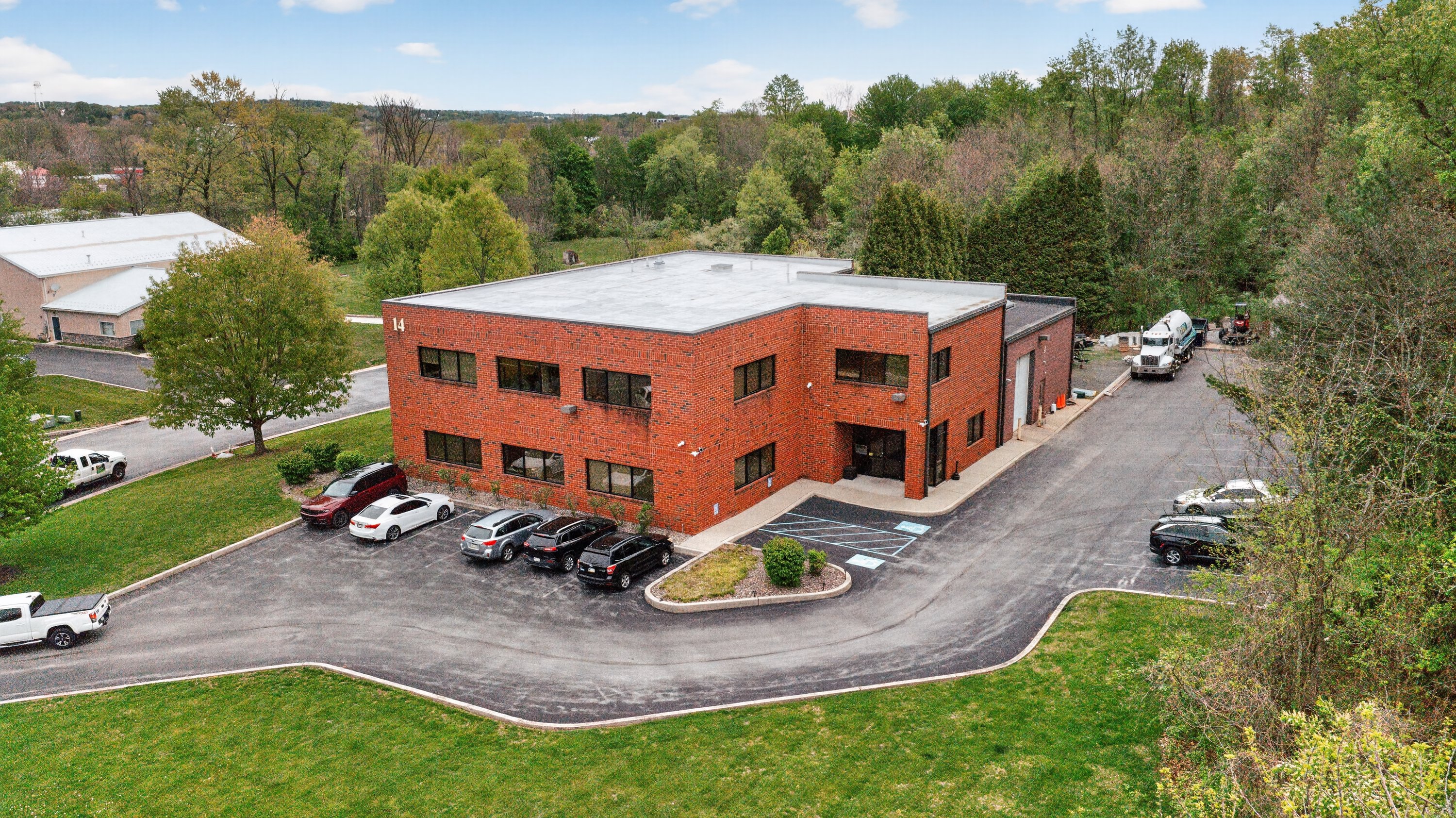14 Chrisevyn Ln, Phoenixville, PA 19460