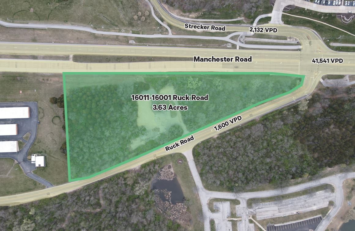 16011 Ruck Rd, Ellisville, MO 63021