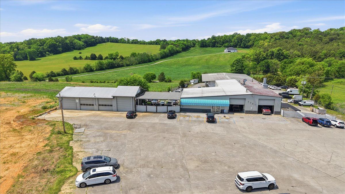 7741 Maynardville Pike, Knoxville, TN 37938