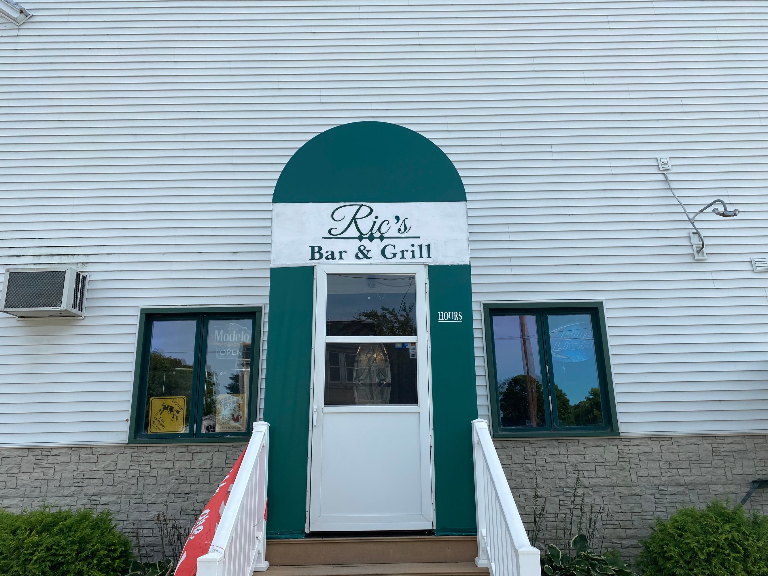 231 E Menasha Ave, Whitelaw, WI 54247