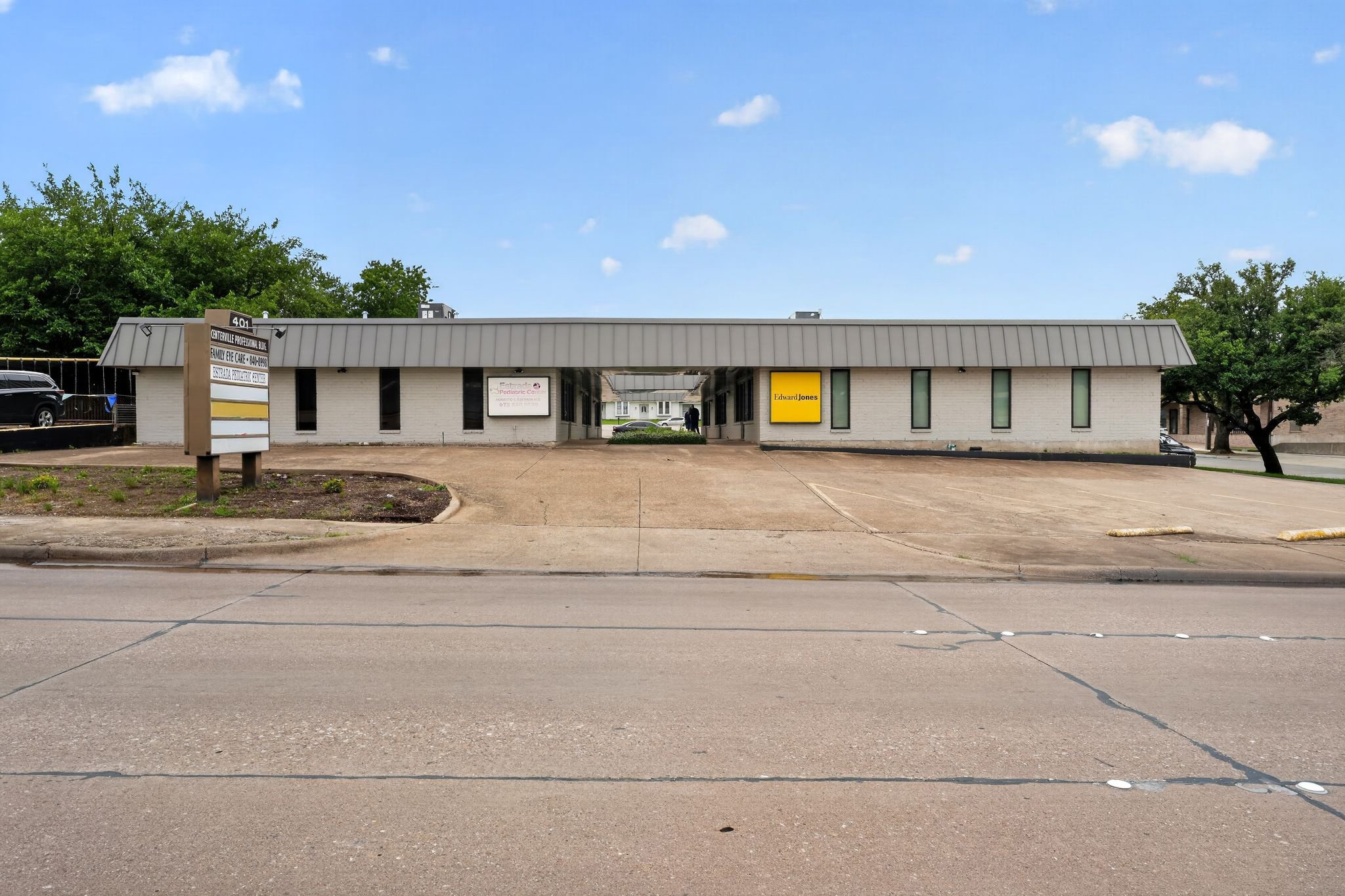 401 West Centerville Rd, Garland, TX 75041