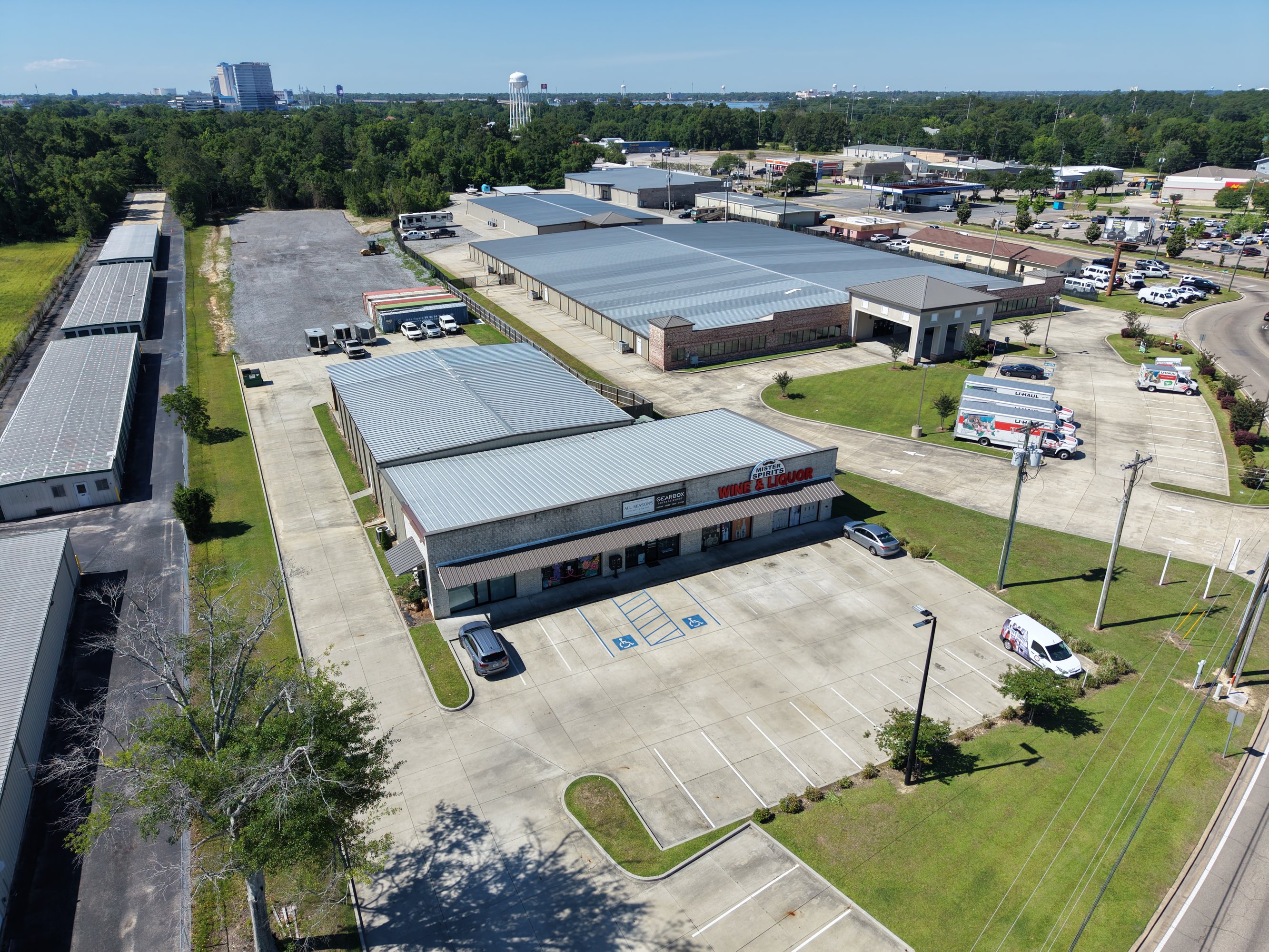 10354 Lemoyne Blvd, Diberville, MS 39540
