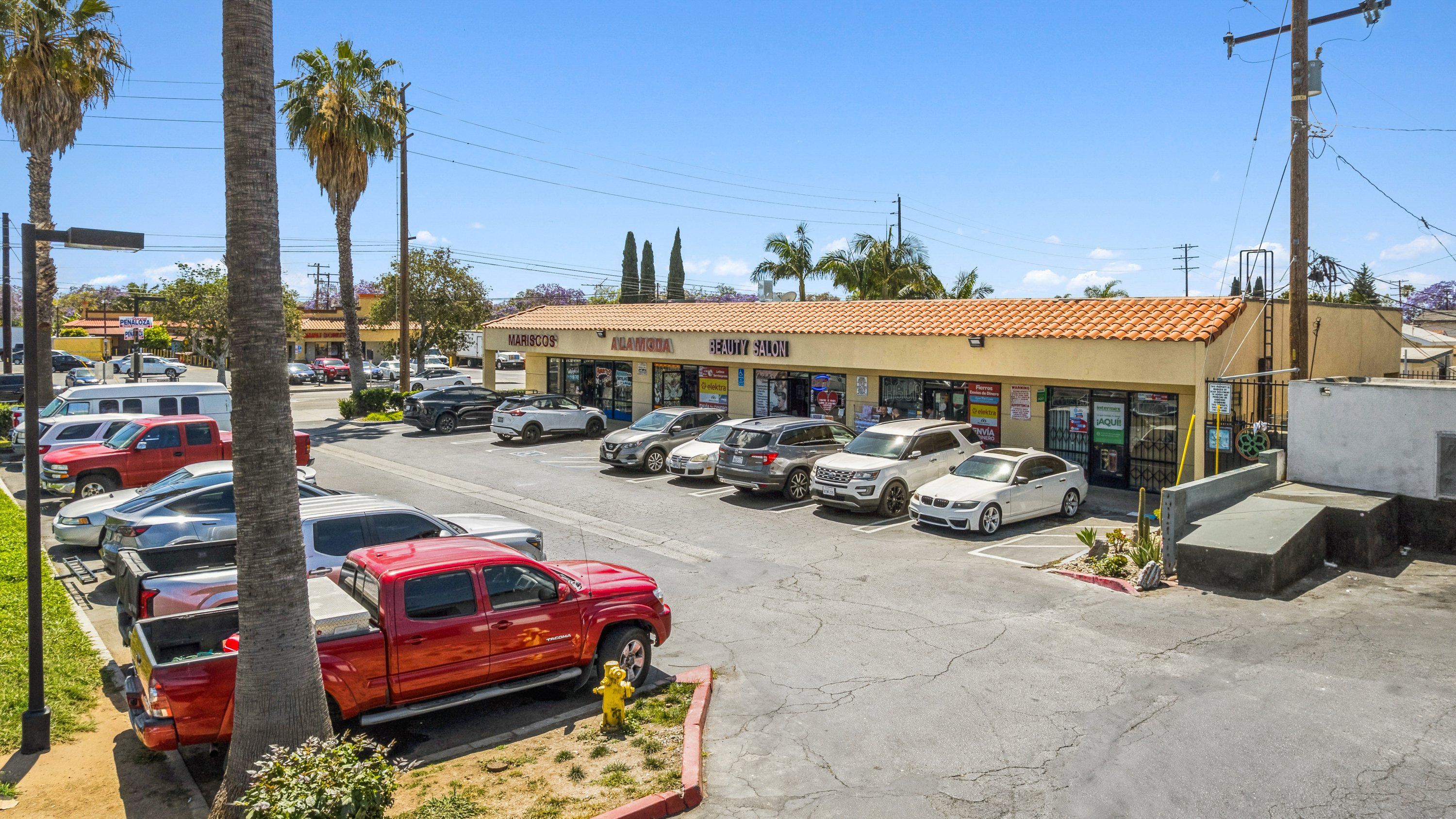 1128 Standard Ave, Santa Ana, CA 92701-6202