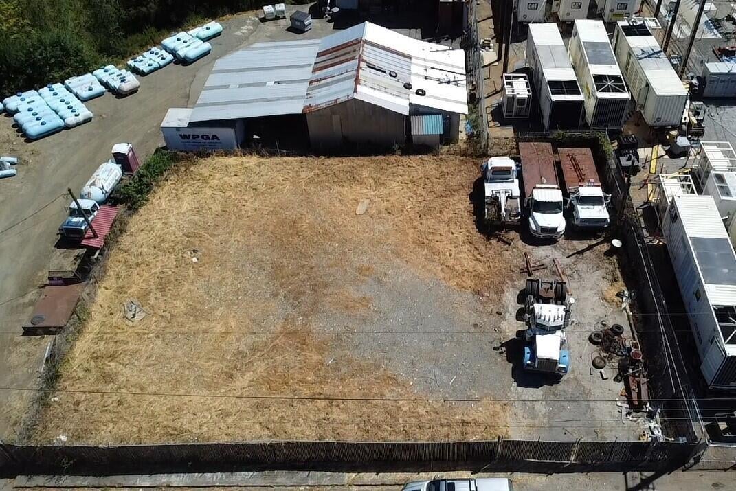625 Locust St, Garberville, CA 95542