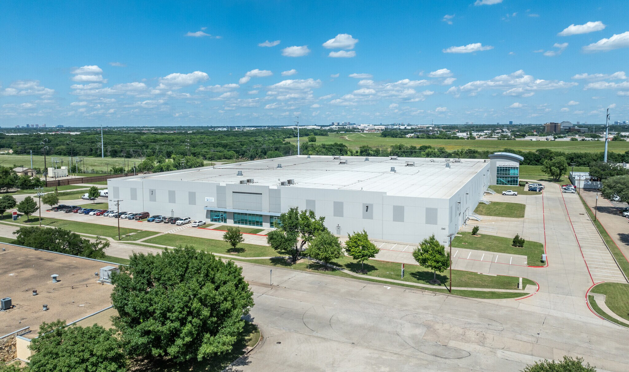 2040 Century Center Blvd, Irving, TX 75062