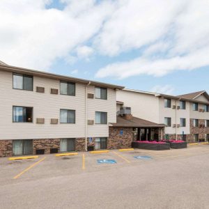 2124 N Lacrosse St, Rapid City, SD 57701
