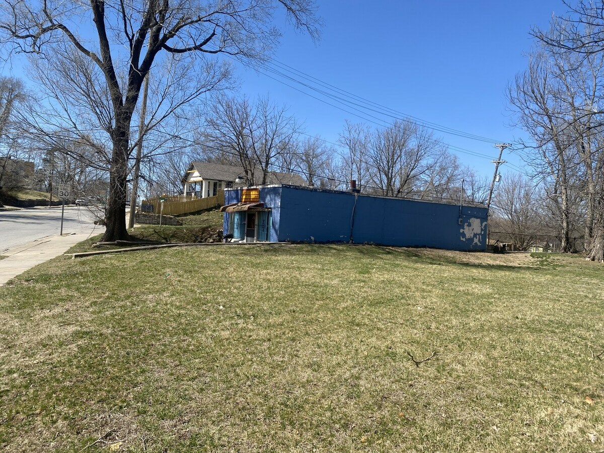 1158 Quindaro Blvd, Kansas City, KS 66104