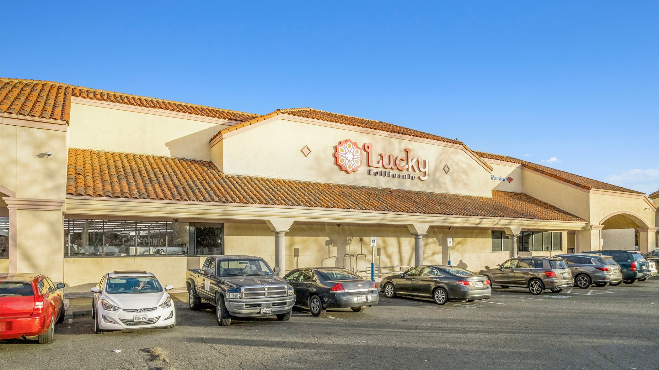 25151 Santa Clara St, Hayward, CA 94544