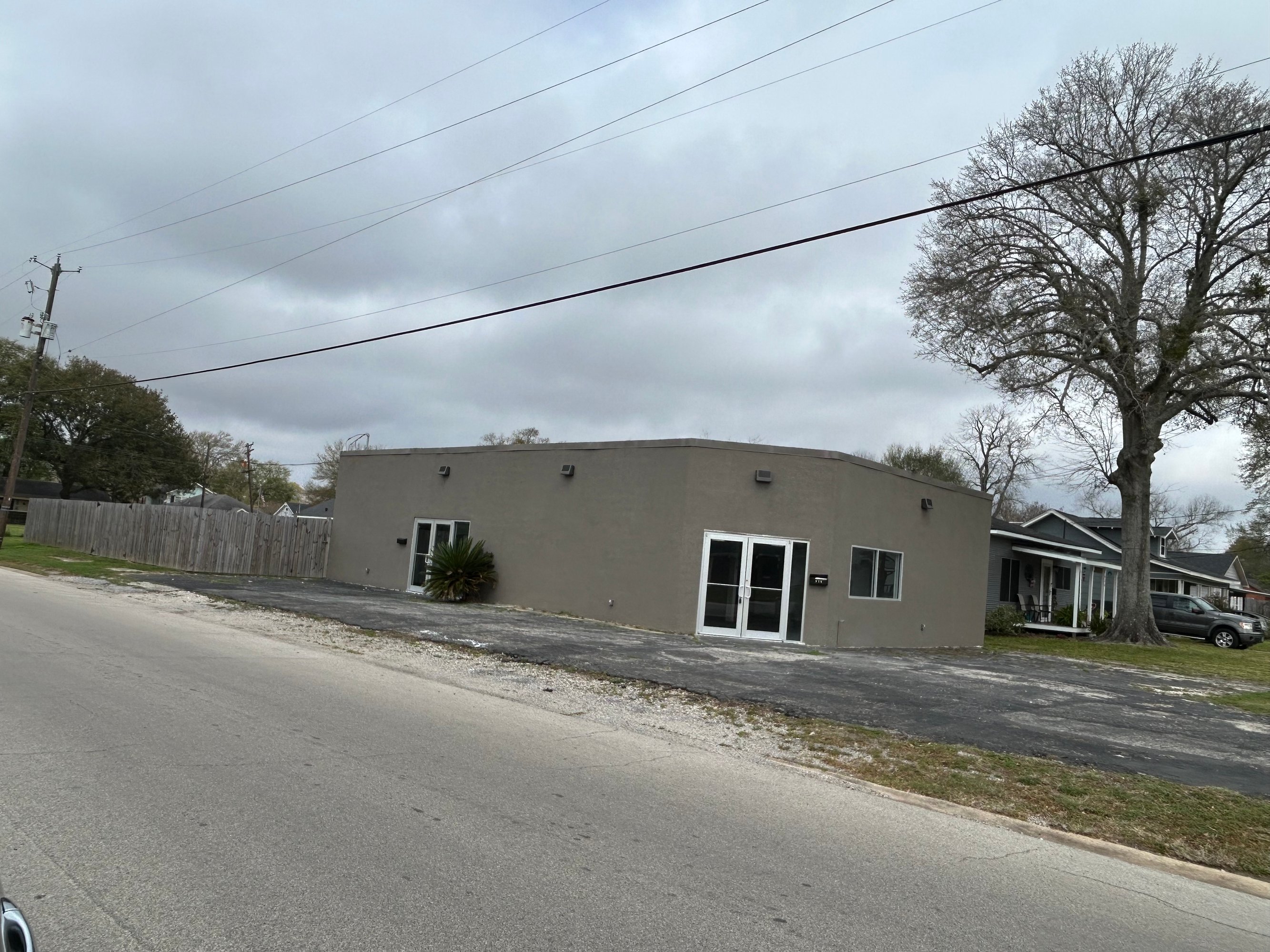 928 Block St, Port Neches, TX 77651