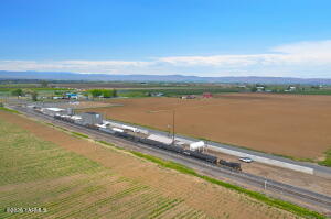 3800 Branch Rd, Wapato, WA 98951