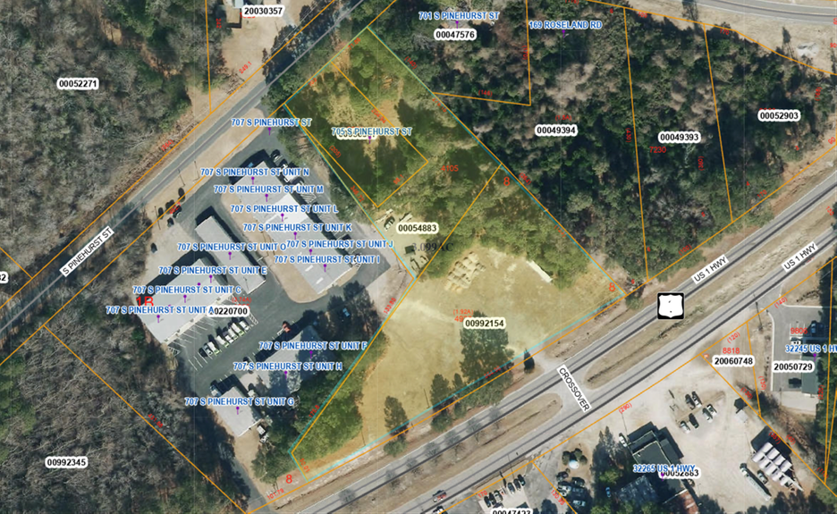 705 S Pinehurst St, Aberdeen, NC 28315