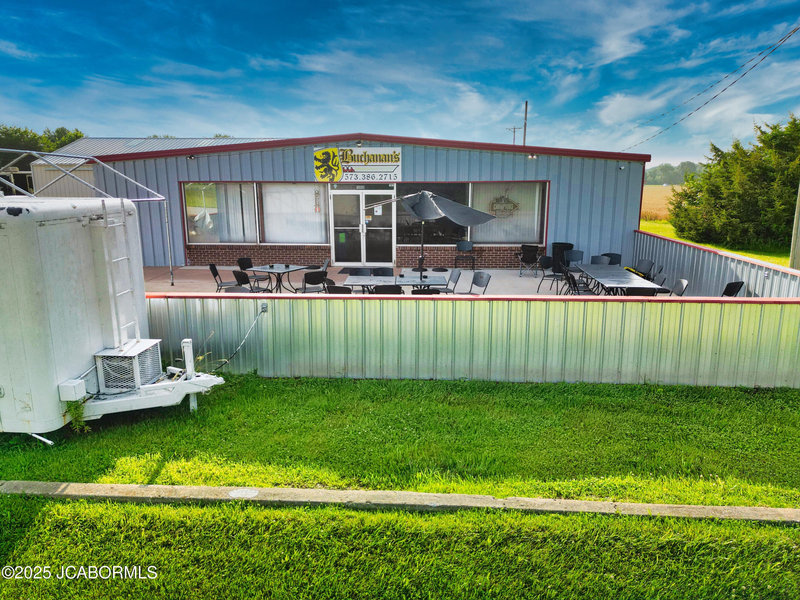 1300 N Main St, Auxvasse, MO 65231