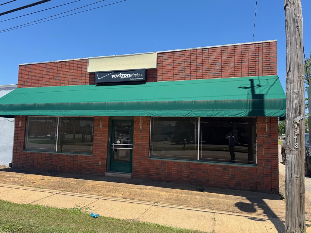 12269 Columbia St, Blakely, GA 39823