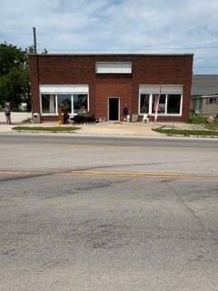 1111 E 9Th St, Trenton, MO 64683