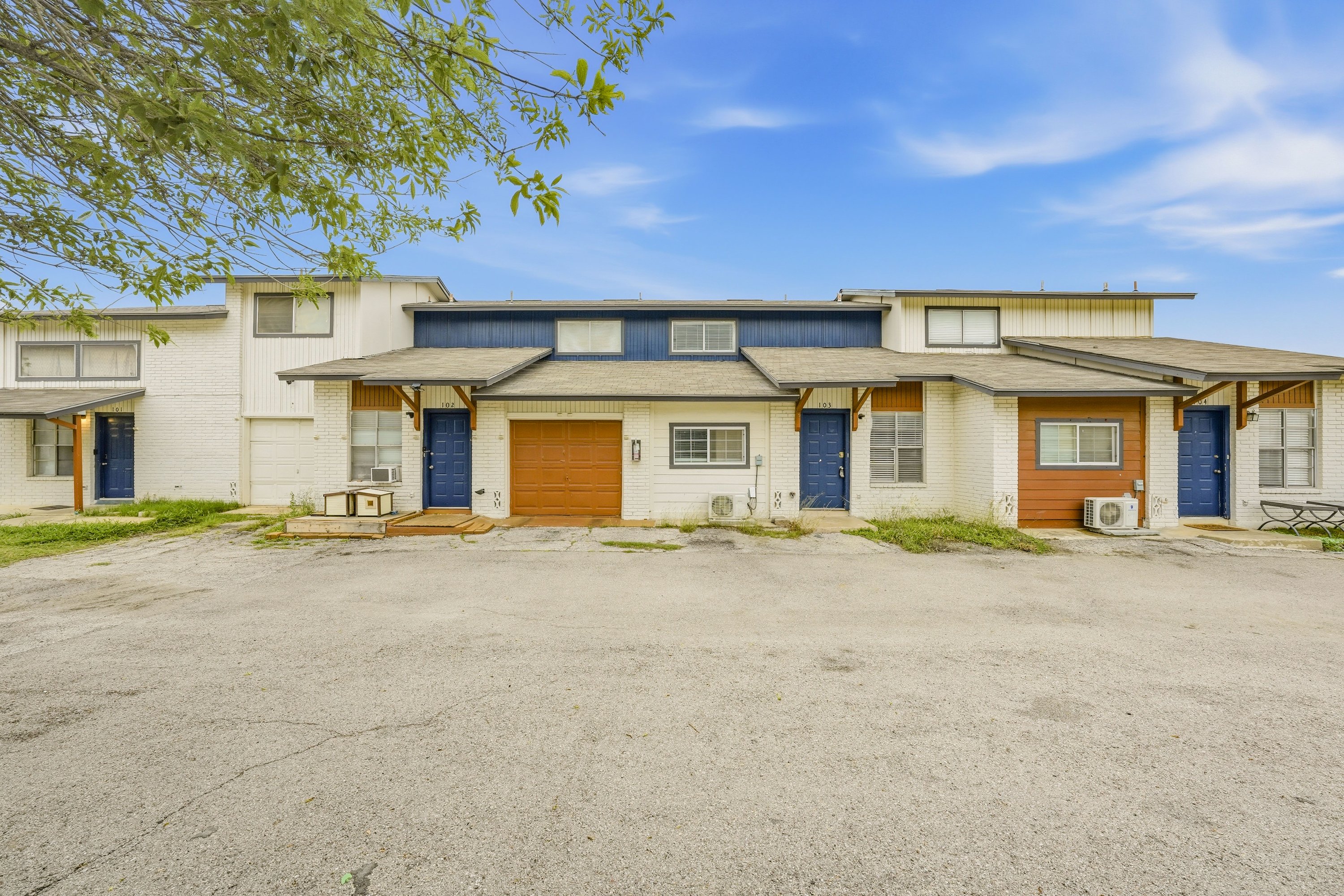 11803 Alamo Blanco St, San Antonio, TX 78233
