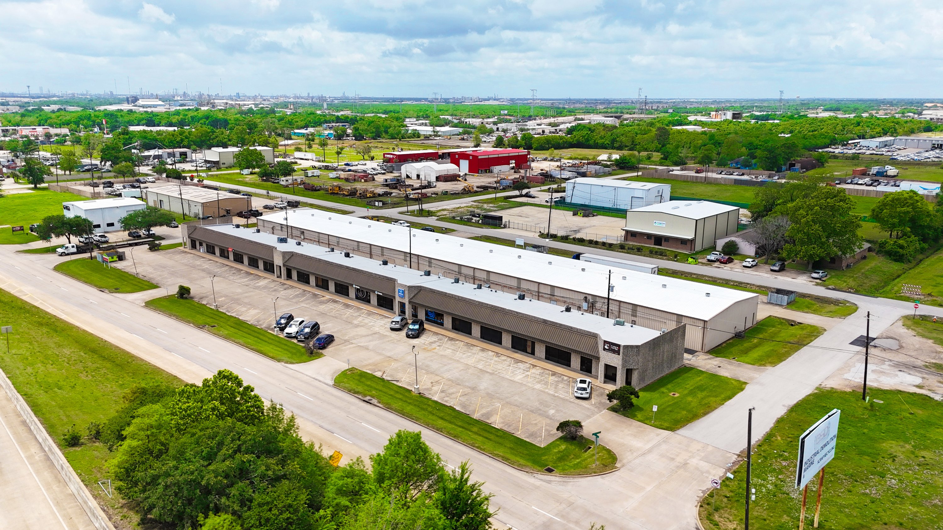 400 N 10Th St, La Porte, TX 77571
