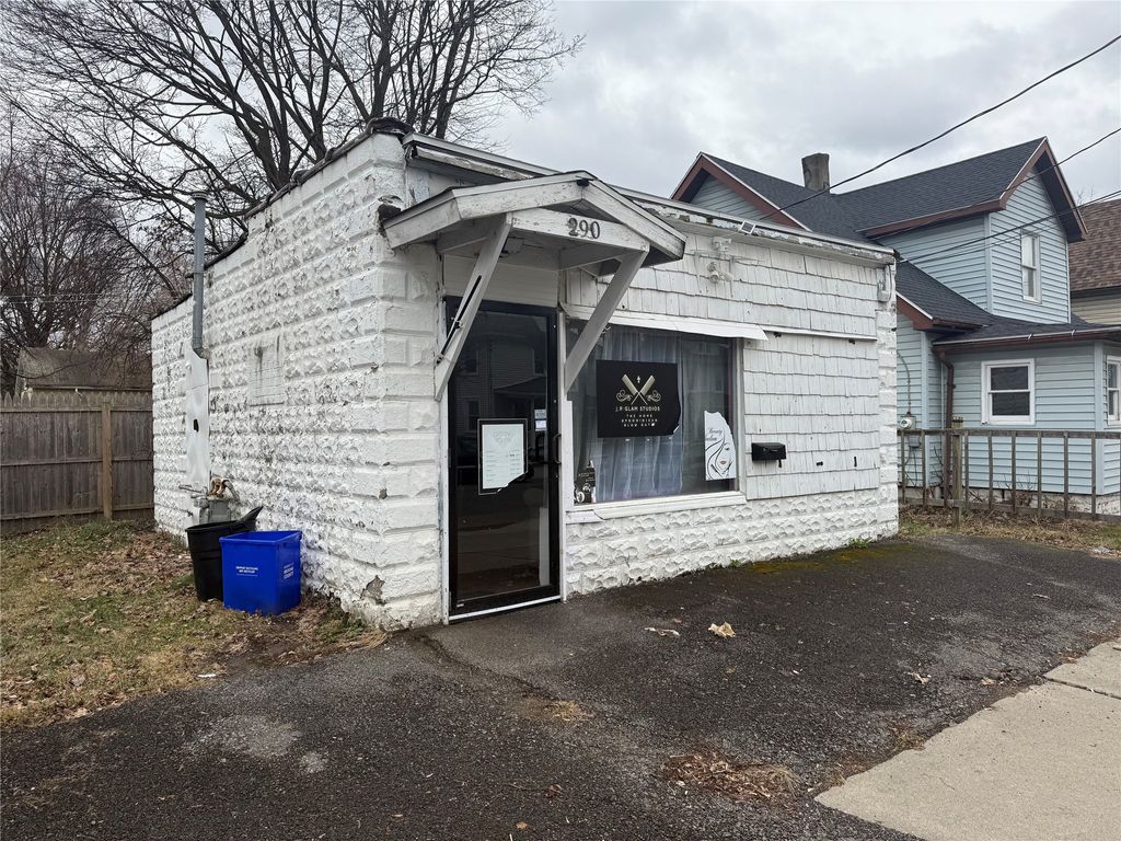 290 Grand Ave, Johnson City, NY 13790