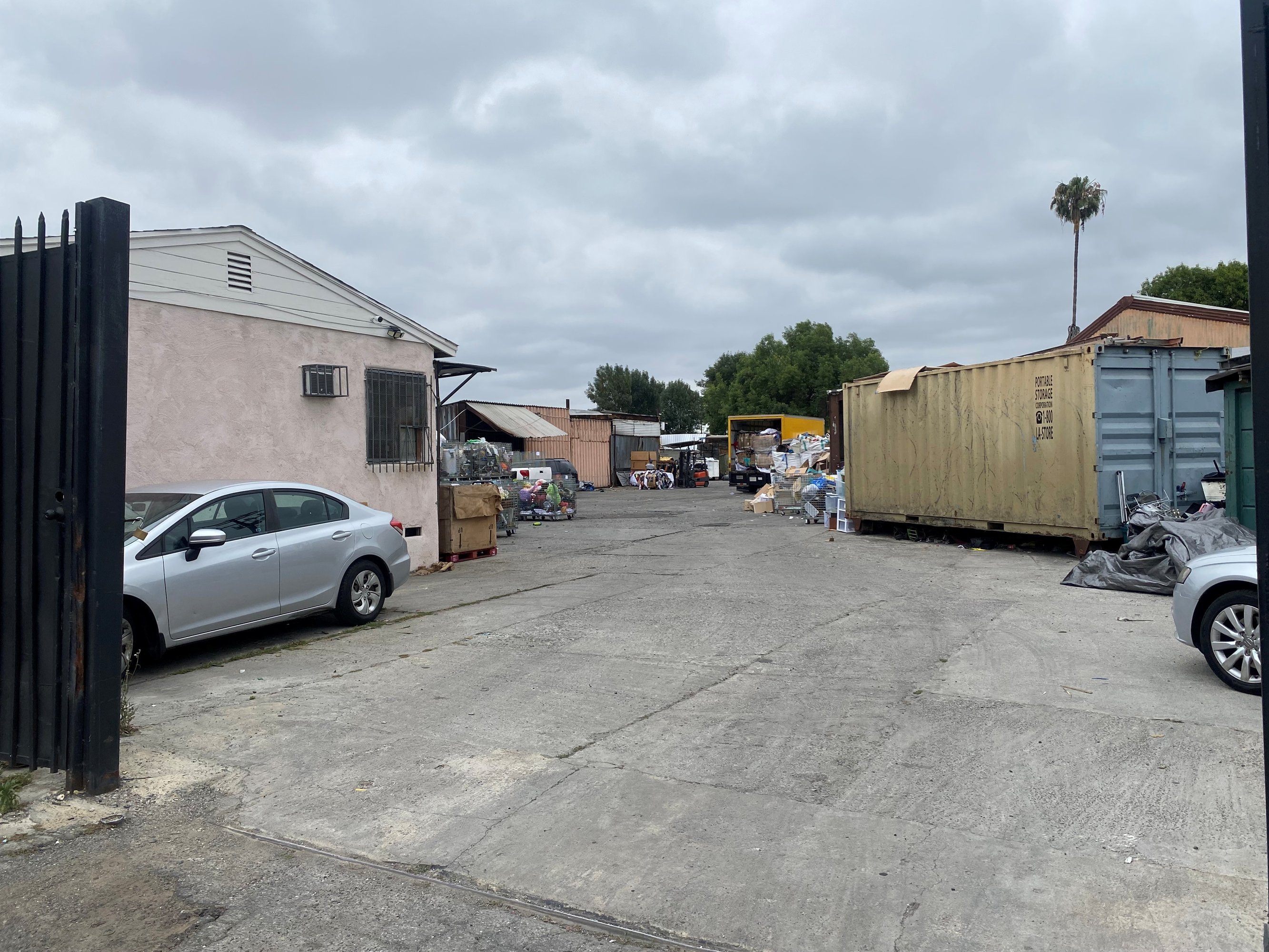 512 East Pine St, Compton, CA 90222