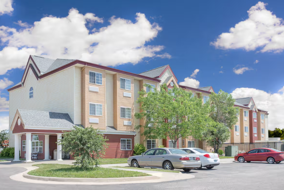 1420 North Lorraine St, Hutchinson, KS 67501