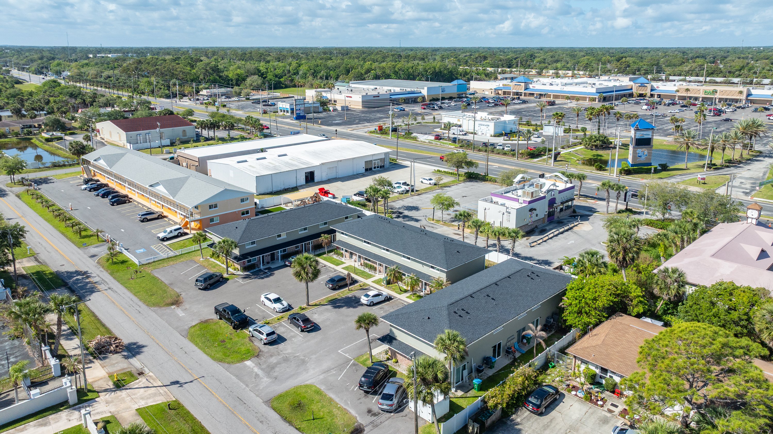 2322 South Palmetto Ave, South Daytona, FL 32119
