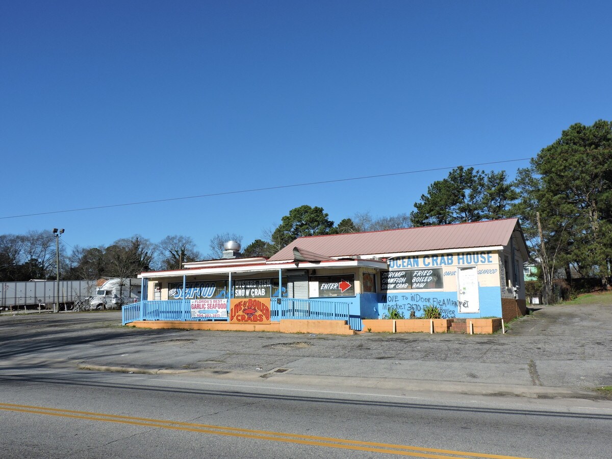 3057 Columbus Rd, Macon, GA 31204