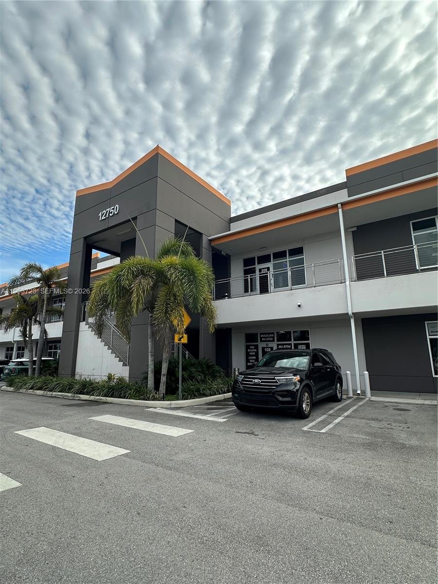12750 NW 17Th St,Unit 208, Miami, FL 33182