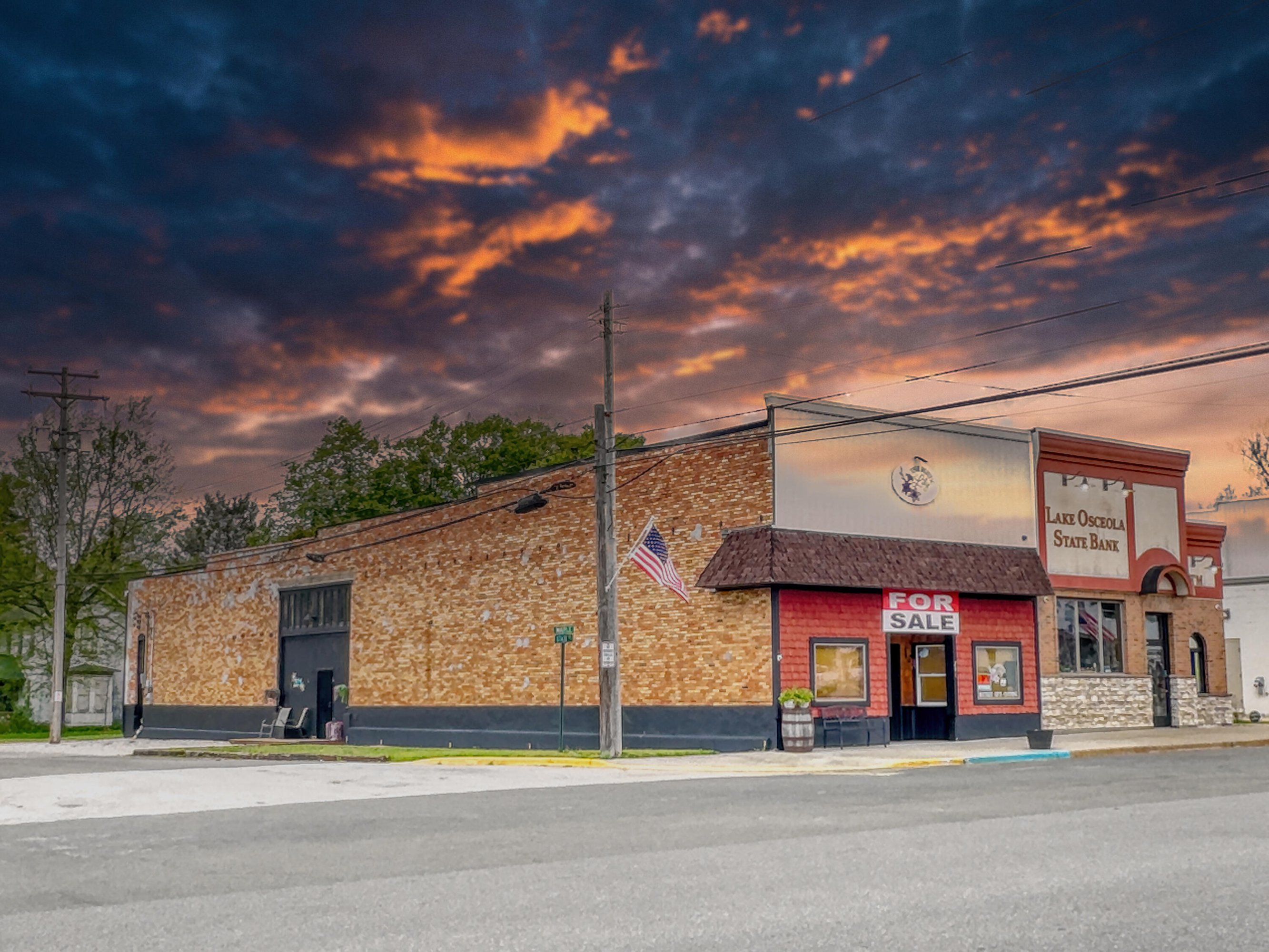 201 State St, Luther, MI 49656