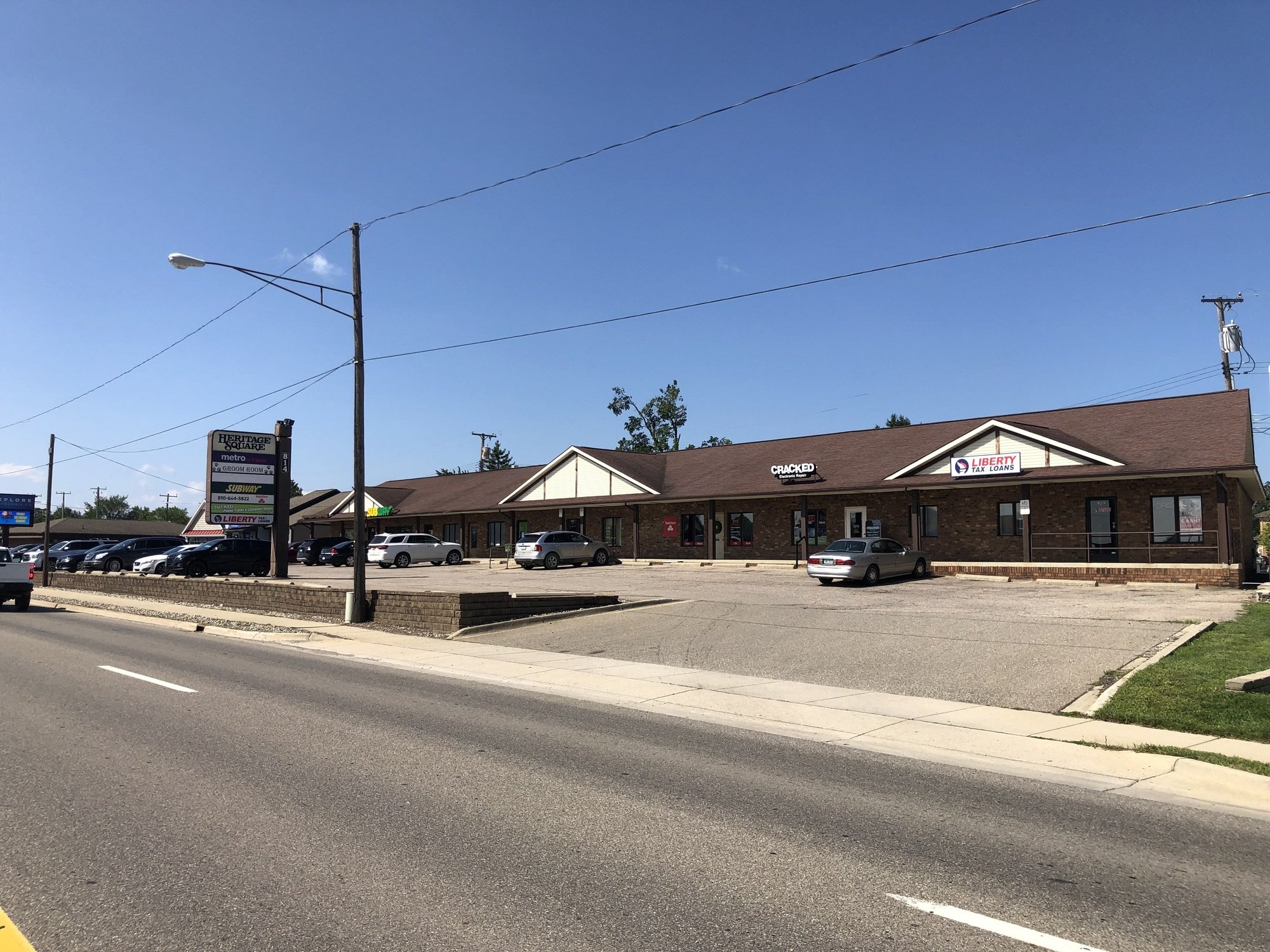 814 S Main St,Unit 4, Lapeer, MI 48446