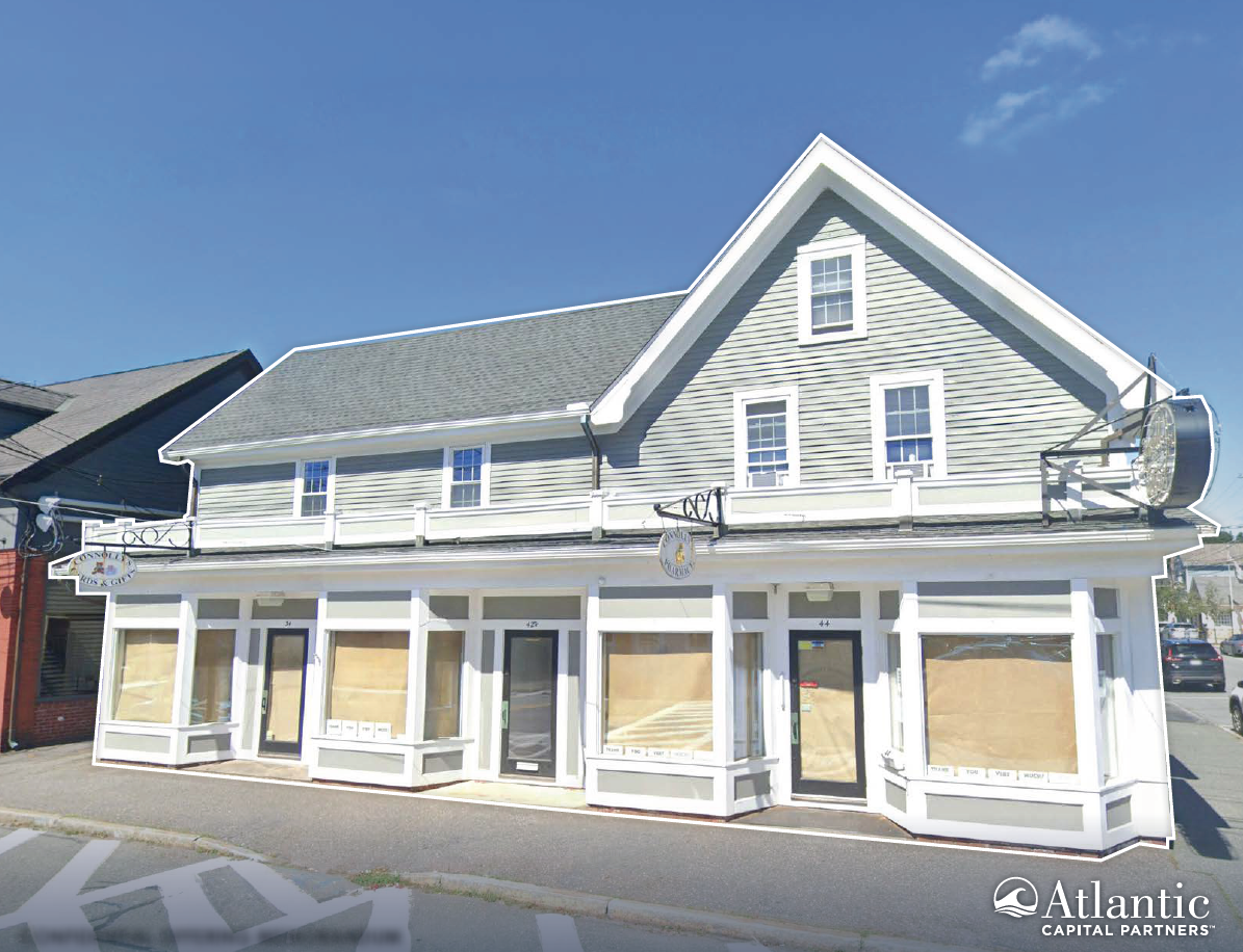 44 Bay Rd, Hamilton, MA 01982