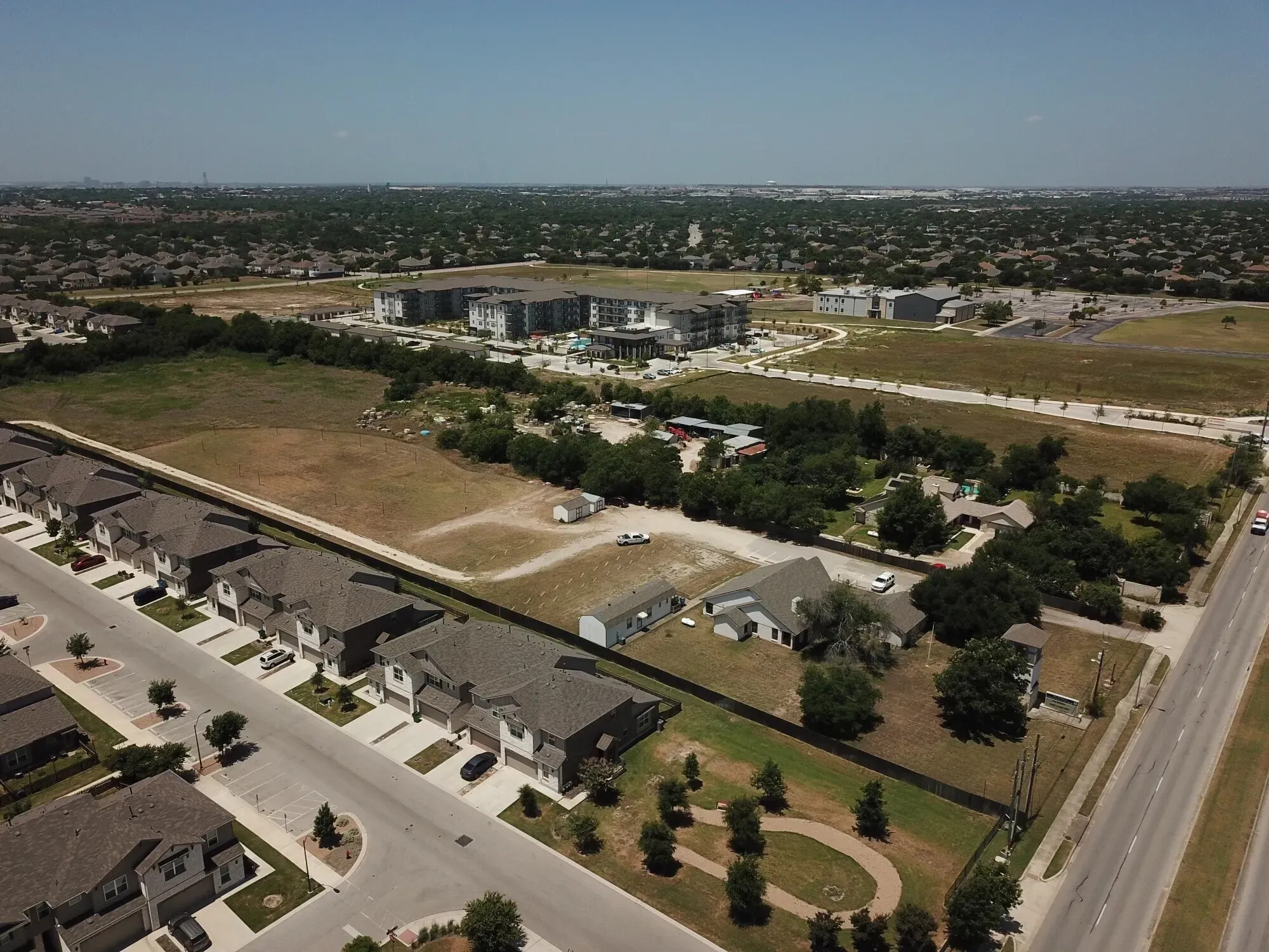 511 E Pflugerville Pkwy, Pflugerville, TX 78660
