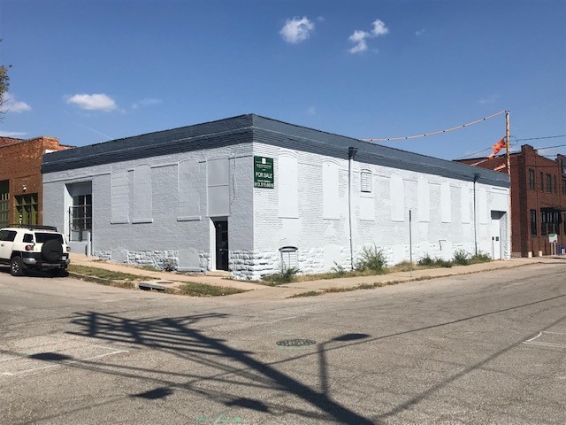 1821 Central St, Kansas City, MO 64108