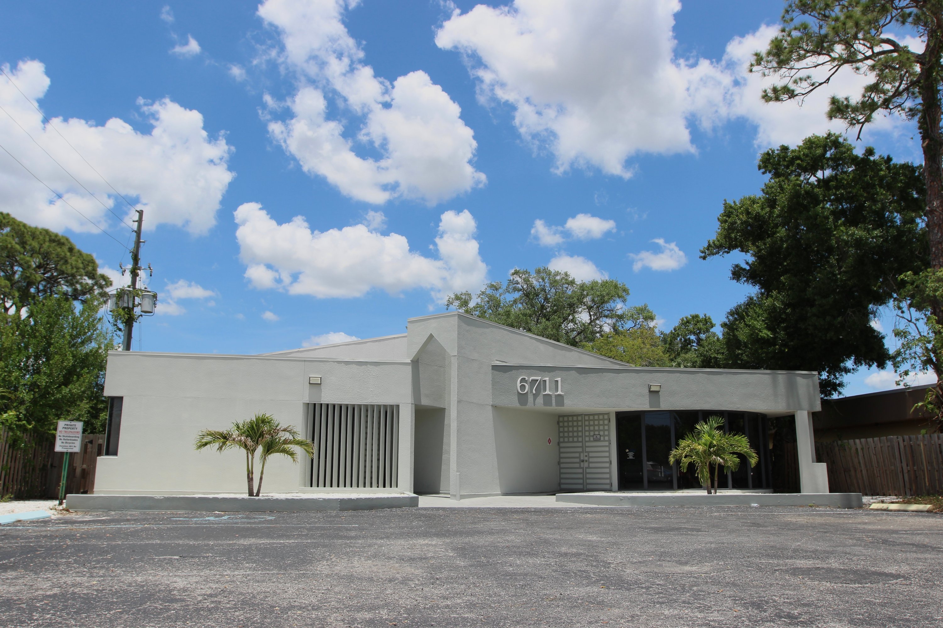 6711 38Th Ave North, St Petersburg, FL 33710
