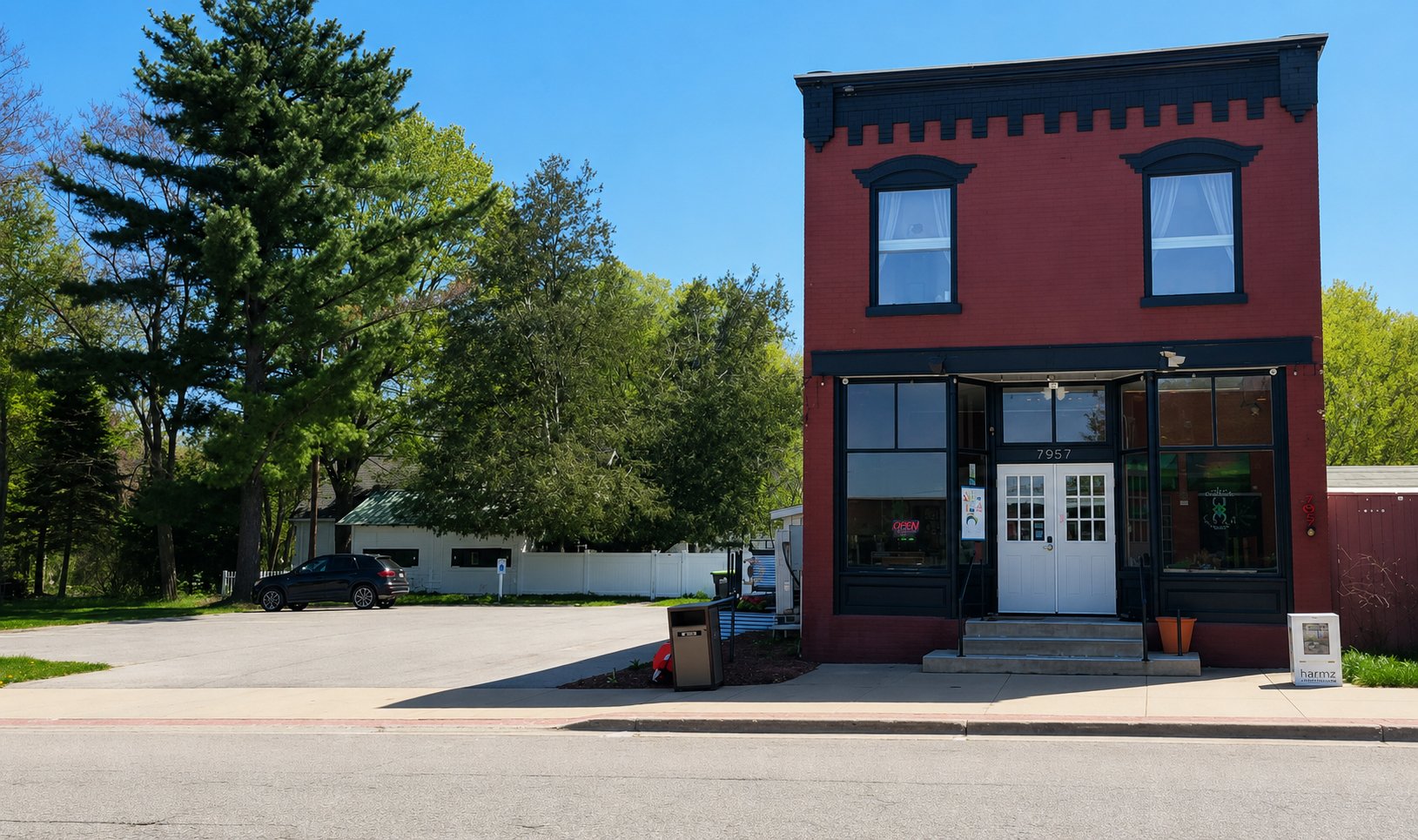 7957 East State St, Central Lake, MI 49622