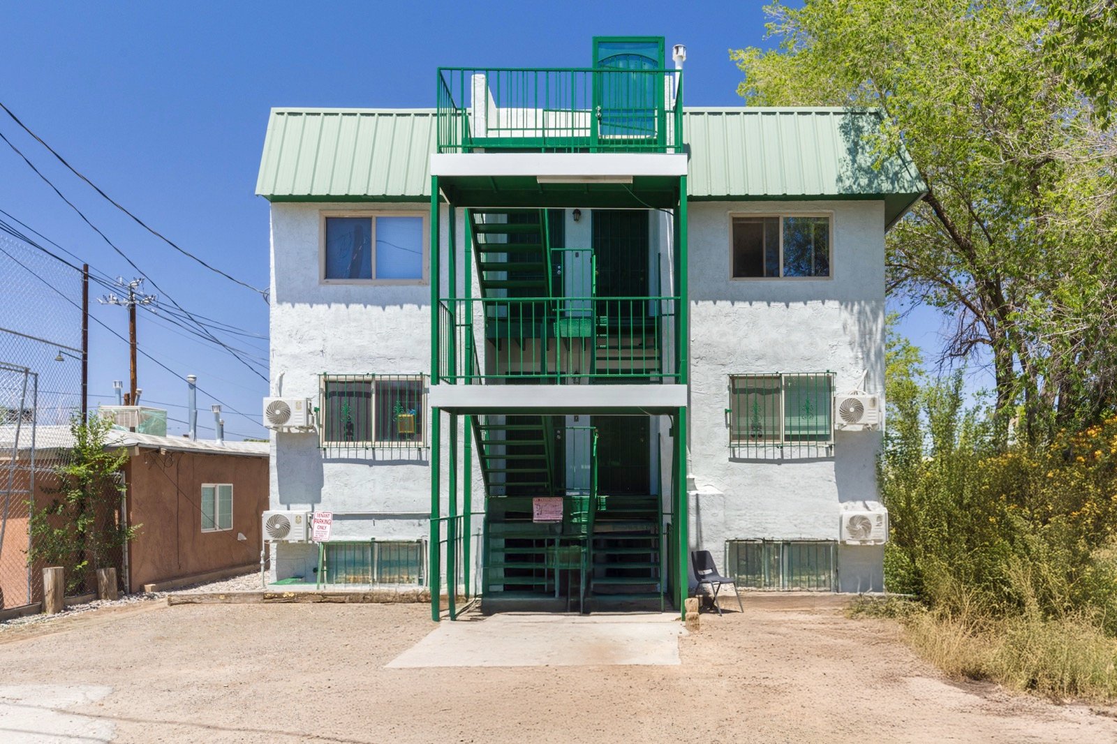 2104 Lead Ave SE, Albuquerque, NM 87106