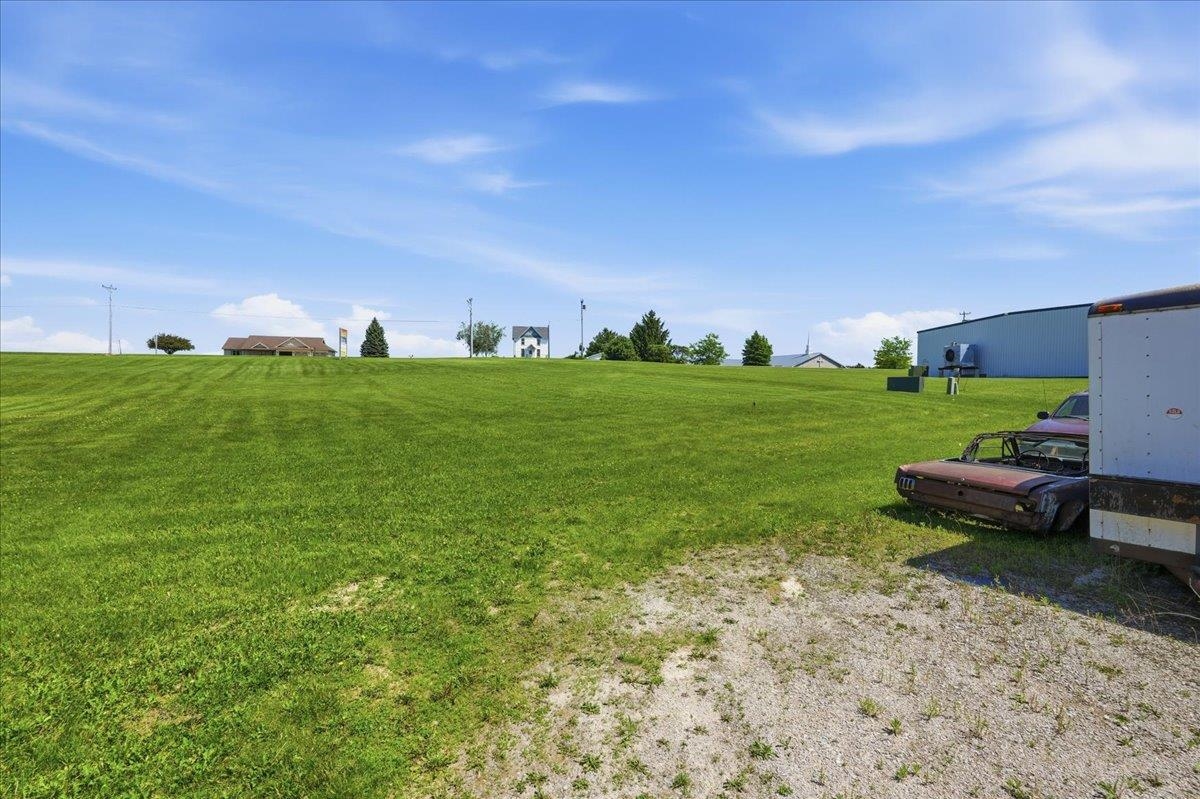 590 Commercial Ave, Waterloo, WI 53594