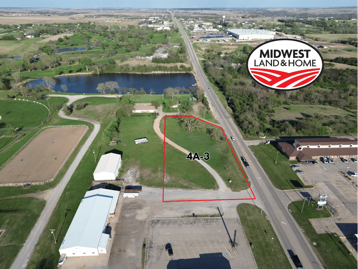 1020 Pony Express Hwy, Marysville, KS 66508