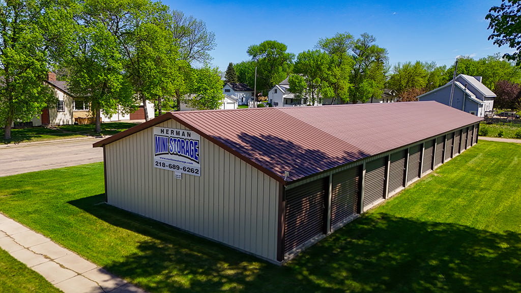 210 5Th St E, Herman, MN 56248