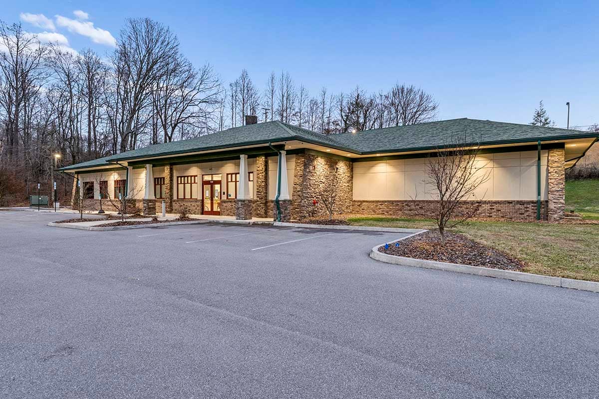 1242 West Shipley Ferry Rd, Kingsport, TN 37663