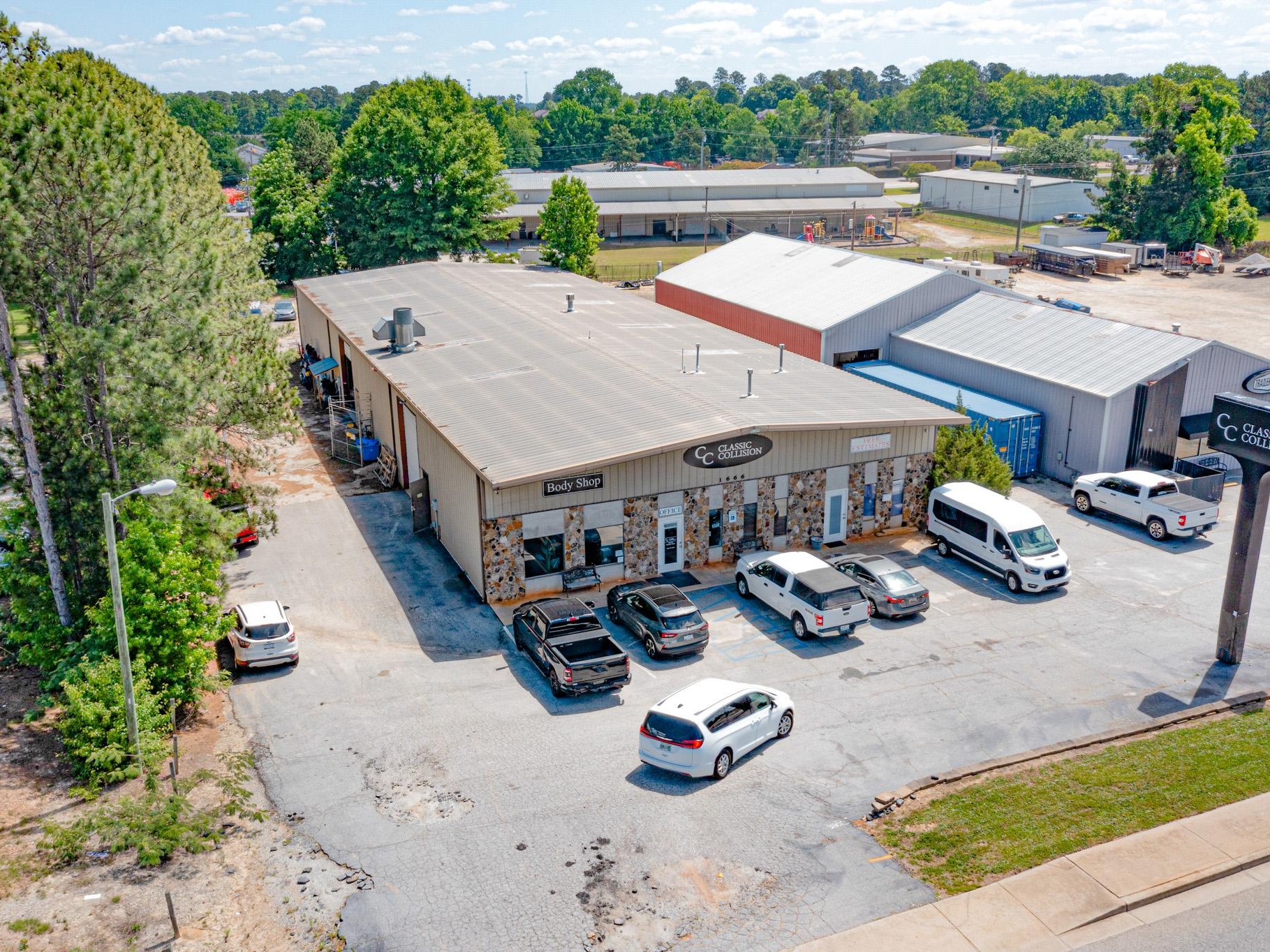 1666 Calhoun Rd, Greenwood, SC 29649