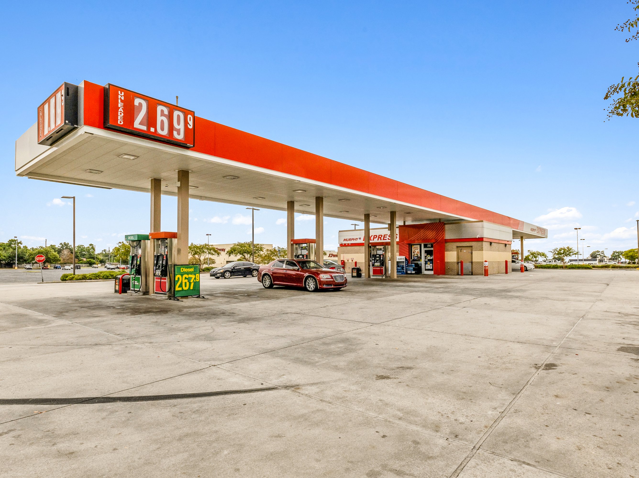 190 Eisenhower Dr, Biloxi, MS 39531