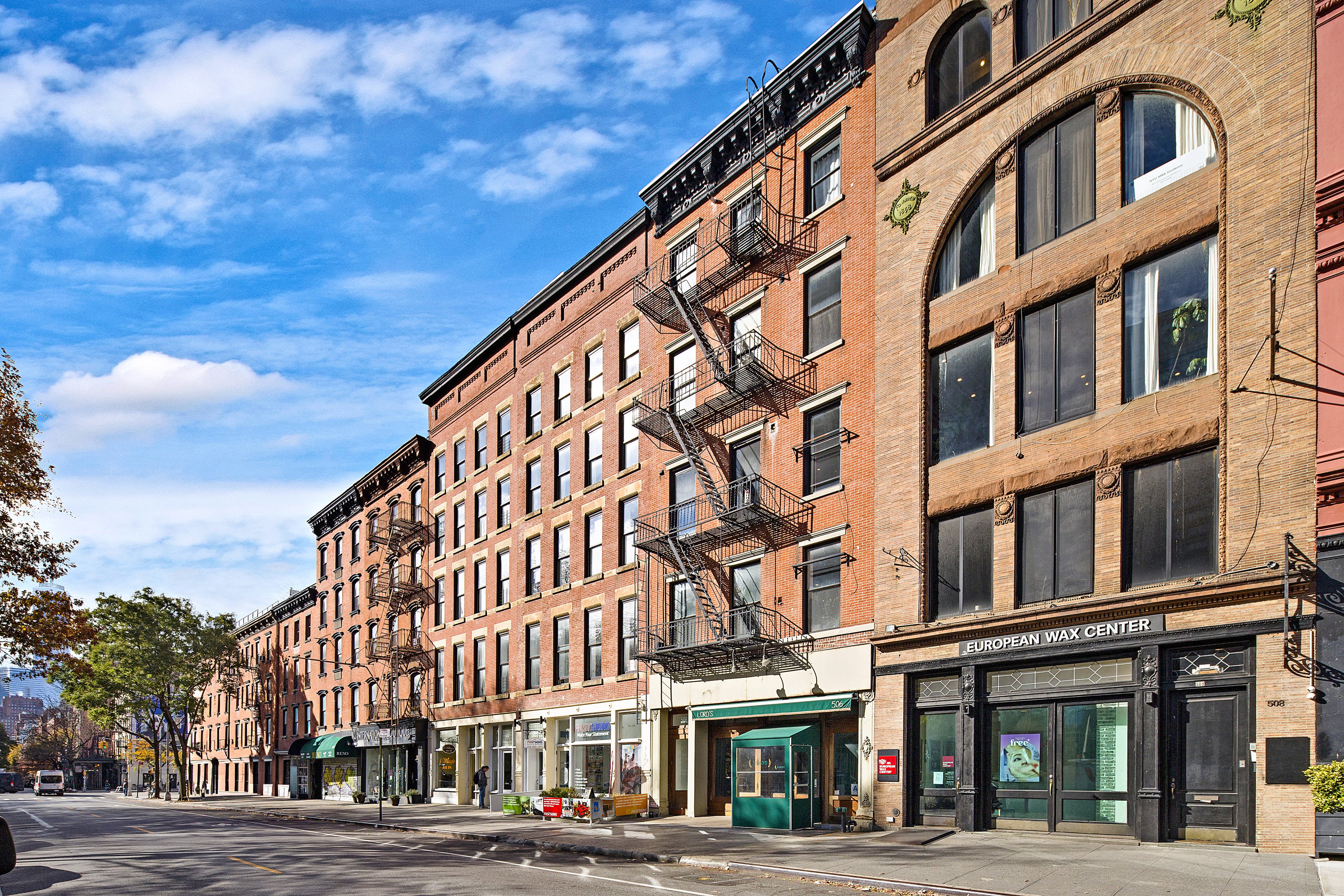 506 Laguardia Pl, New York, NY 10012