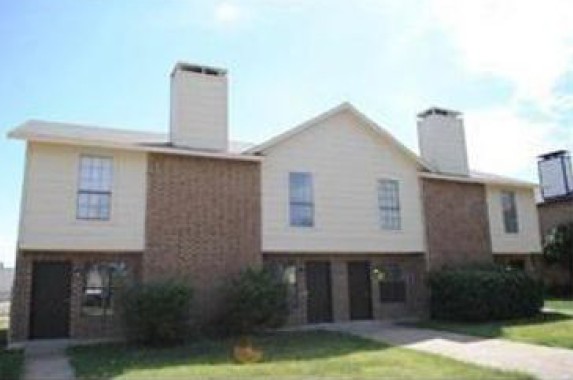 2709 Wimbledon Ct, Garland, TX 75041